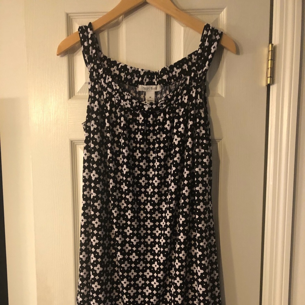 Women’s White House/Black Market sleeveless dress.